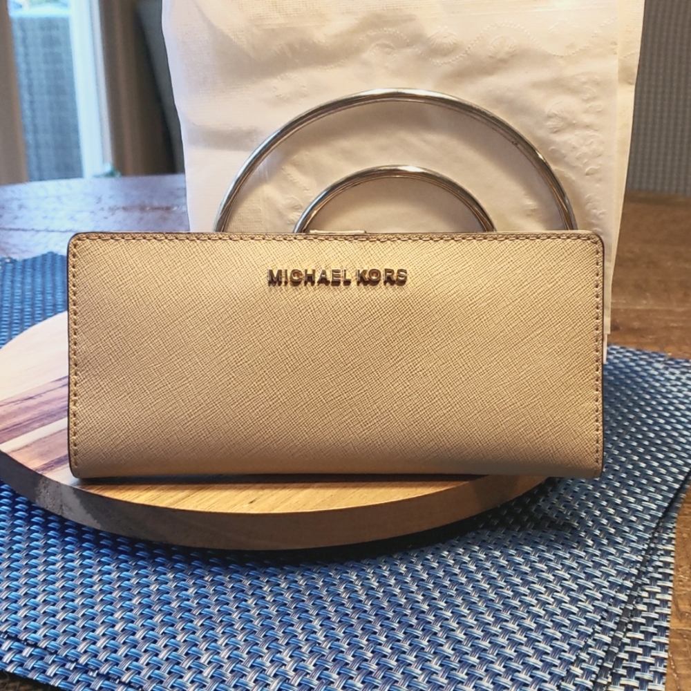 Michael Kors wallet